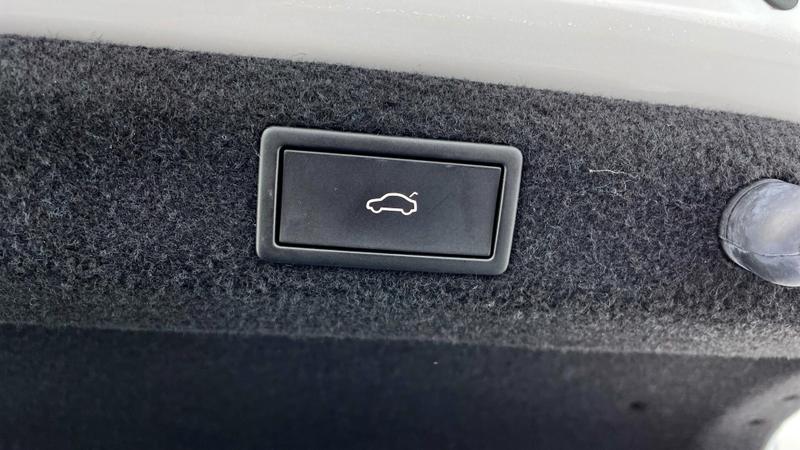 Used Skoda Superb 2022 for sale - 76170471: Photo 35