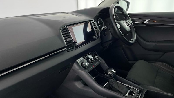 Used Skoda Karoq 2020 for sale - 75644079: Photo 2
