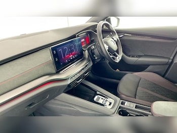 Used Skoda Octavia 2022 for sale - 76452737: Photo