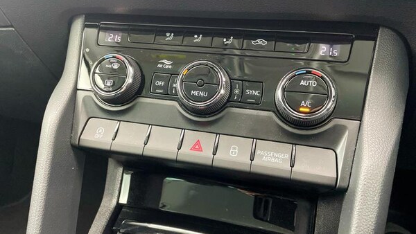 Used Skoda Karoq 2025 for sale - 75266462: Photo 17