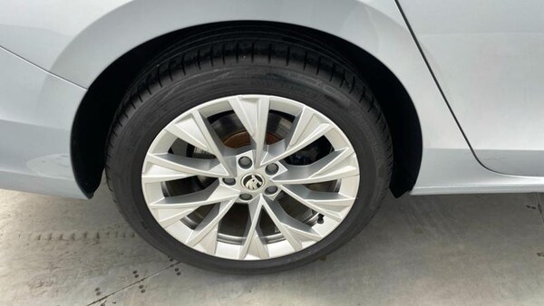 Used Skoda Superb 2024 for sale - 75575151: Photo 27