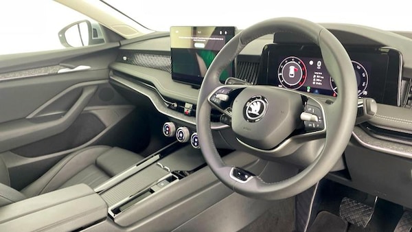Used Skoda Superb 2024 for sale - 75575151: Photo 6