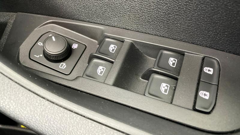 Used Skoda Karoq 2024 for sale - 76322288: Photo 19