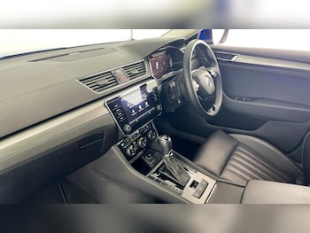 Used Skoda Superb 2023 for sale - 76452738: Photo