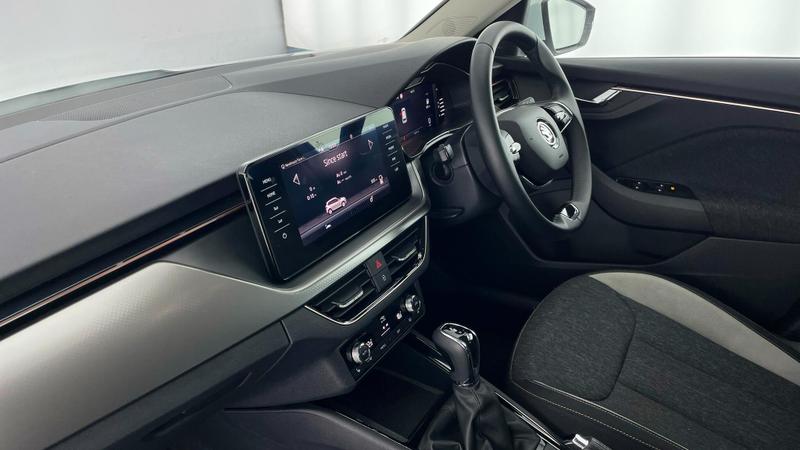 Used Skoda Kamiq 2023 for sale - 76580776: Photo 2