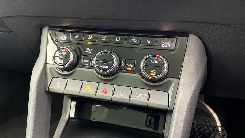 Used Skoda Karoq 2024 for sale - 76322294: Photo 15