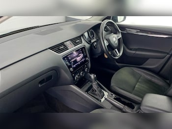 Used Skoda Octavia 2019 for sale - 75805691: Photo