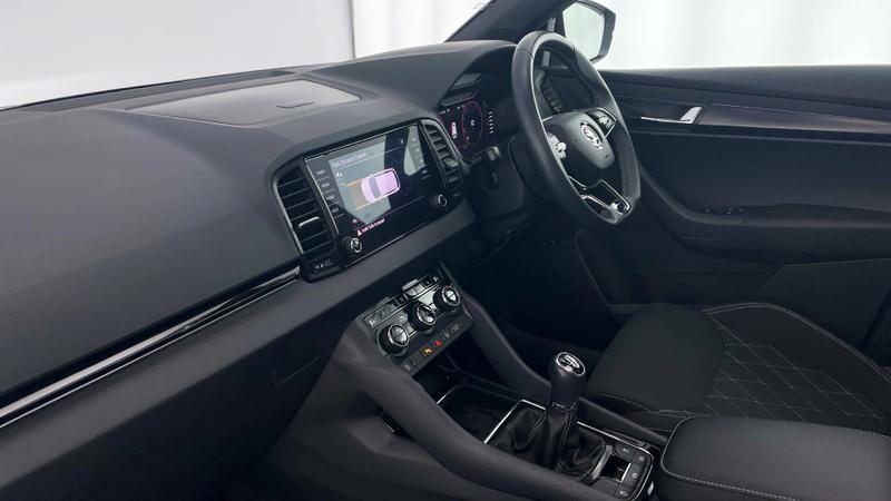 Used Skoda Karoq 2023 for sale - 76097183: Photo 2