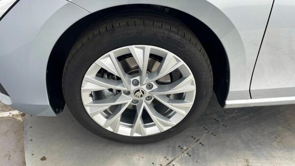 Used Skoda Superb 2024 for sale - 75266450: Photo 32