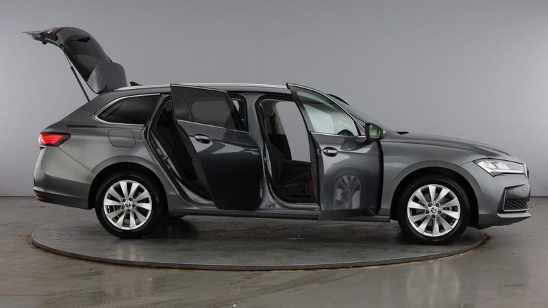 Used Skoda Superb 2024 for sale - 76322298: Photo 10