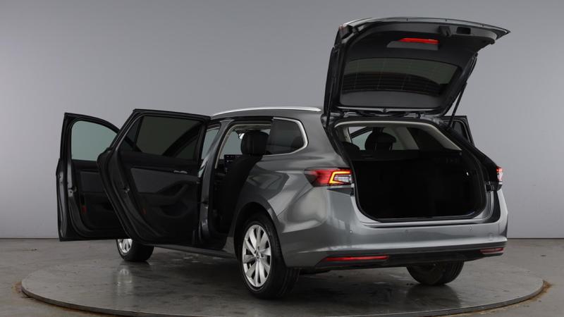 Used Skoda Superb 2024 for sale - 76322298: Photo 11