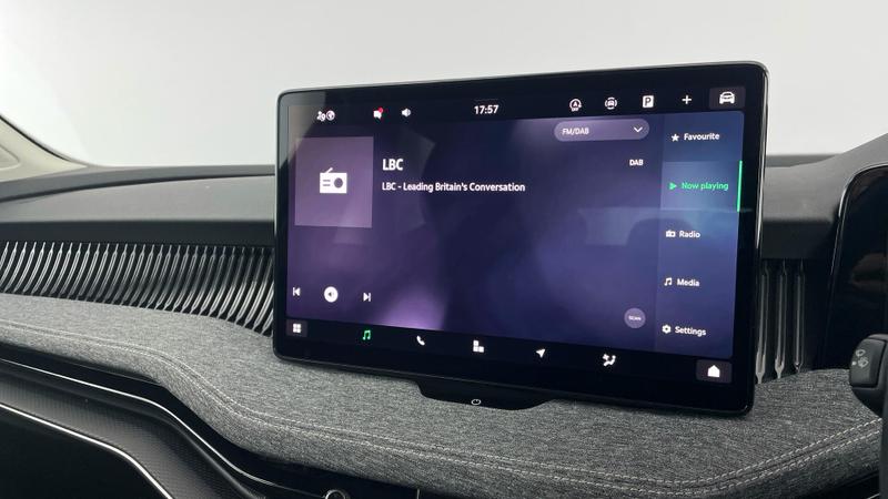 Used Skoda Superb 2024 for sale - 76322298: Photo 16