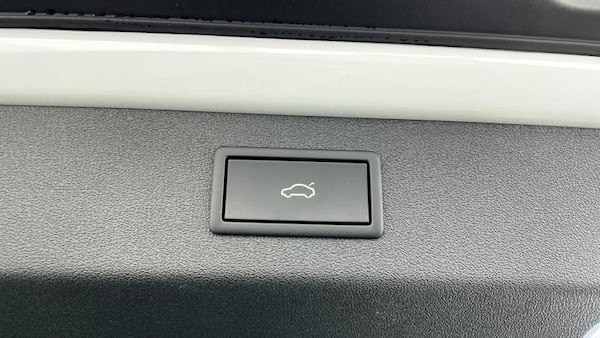 Used Skoda Enyaq 2024 for sale - 72368854: Photo 32