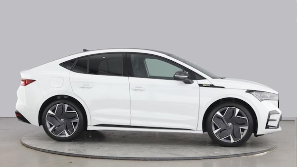 Used Skoda Enyaq 2024 for sale - 72368854: Photo 4
