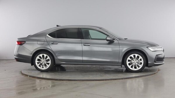 Used Skoda Superb 2024 for sale - 74577076: Photo 4