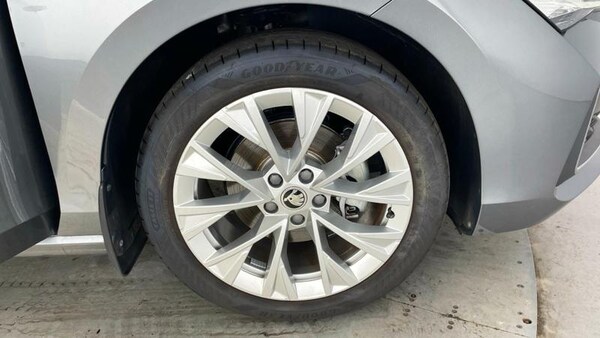 Used Skoda Superb 2024 for sale - 74577076: Photo 5