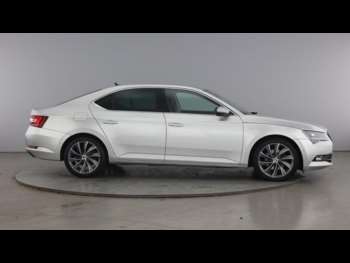 Used Skoda Superb 2018 for sale - 74834524: Photo