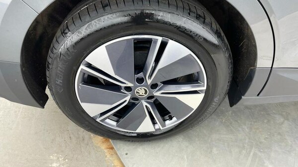 Used Skoda Enyaq 2022 for sale - 75779079: Photo 28