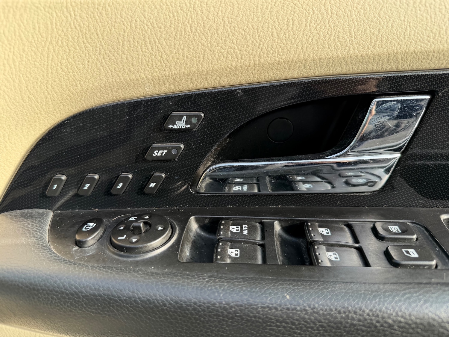 Used Ssangyong Rexton 2016 for sale - 77766824: Photo 26