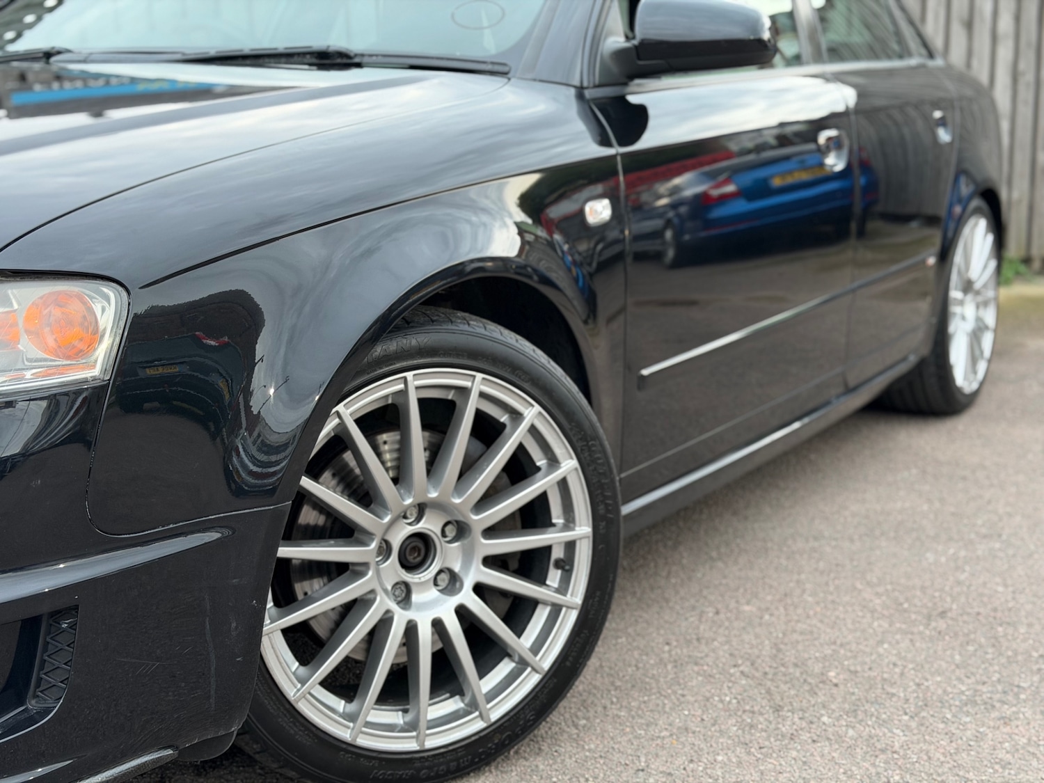 Used Audi A4 2005 for sale - 76358602: Photo 16