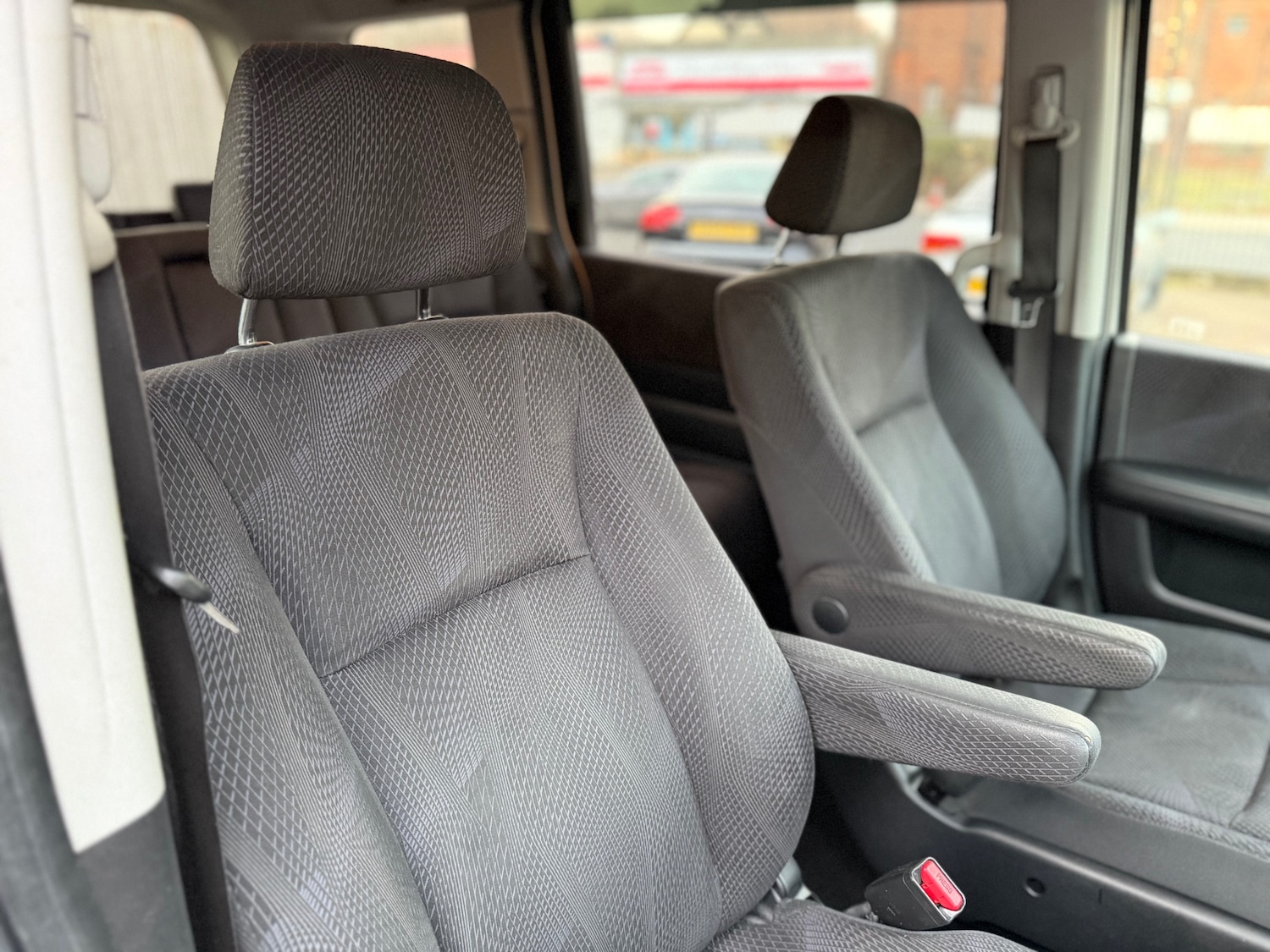 Used Honda Stepwagon 2011 for sale - 77201503: Photo 18