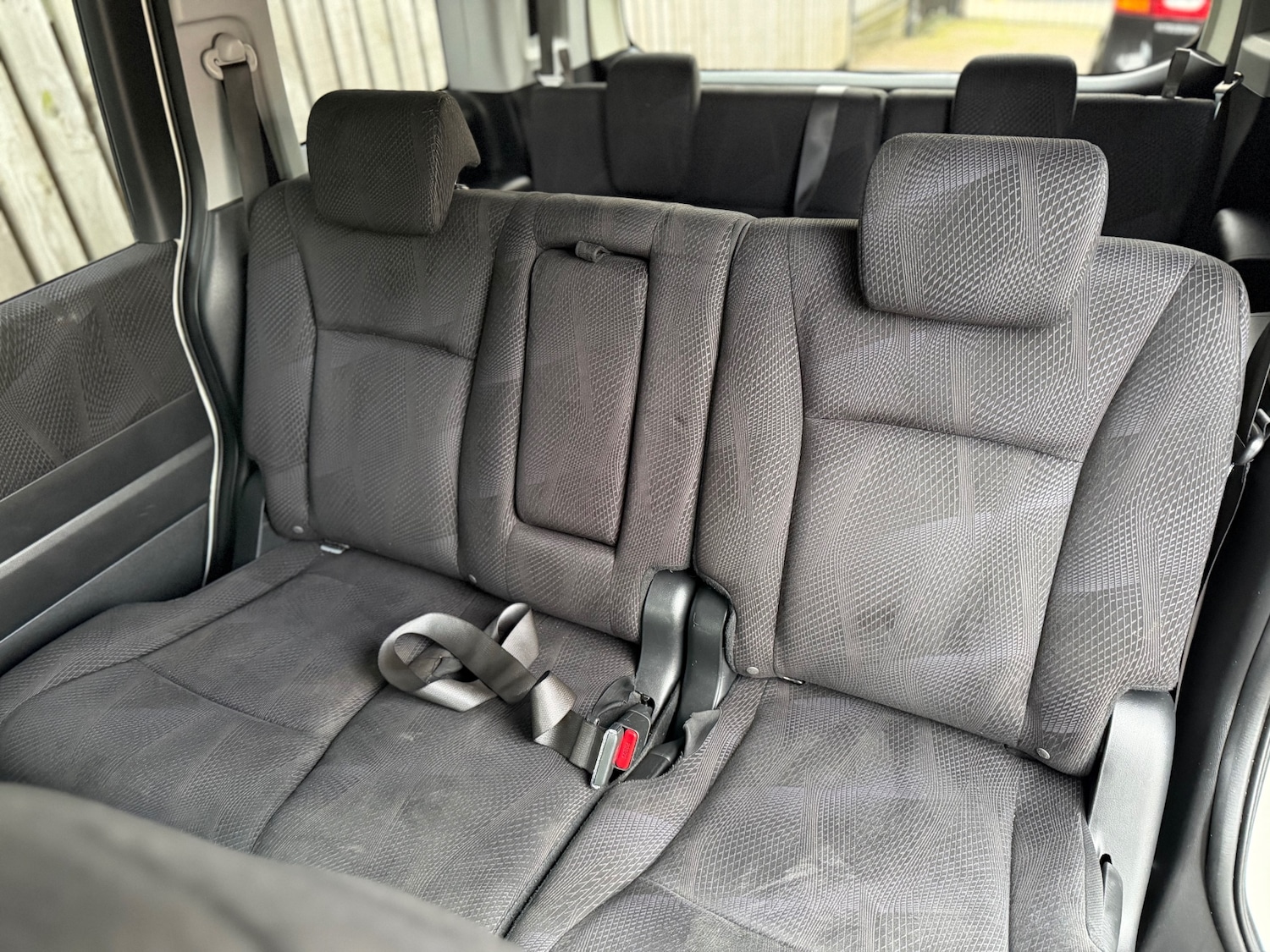 Used Honda Stepwagon 2011 for sale - 77201503: Photo 24