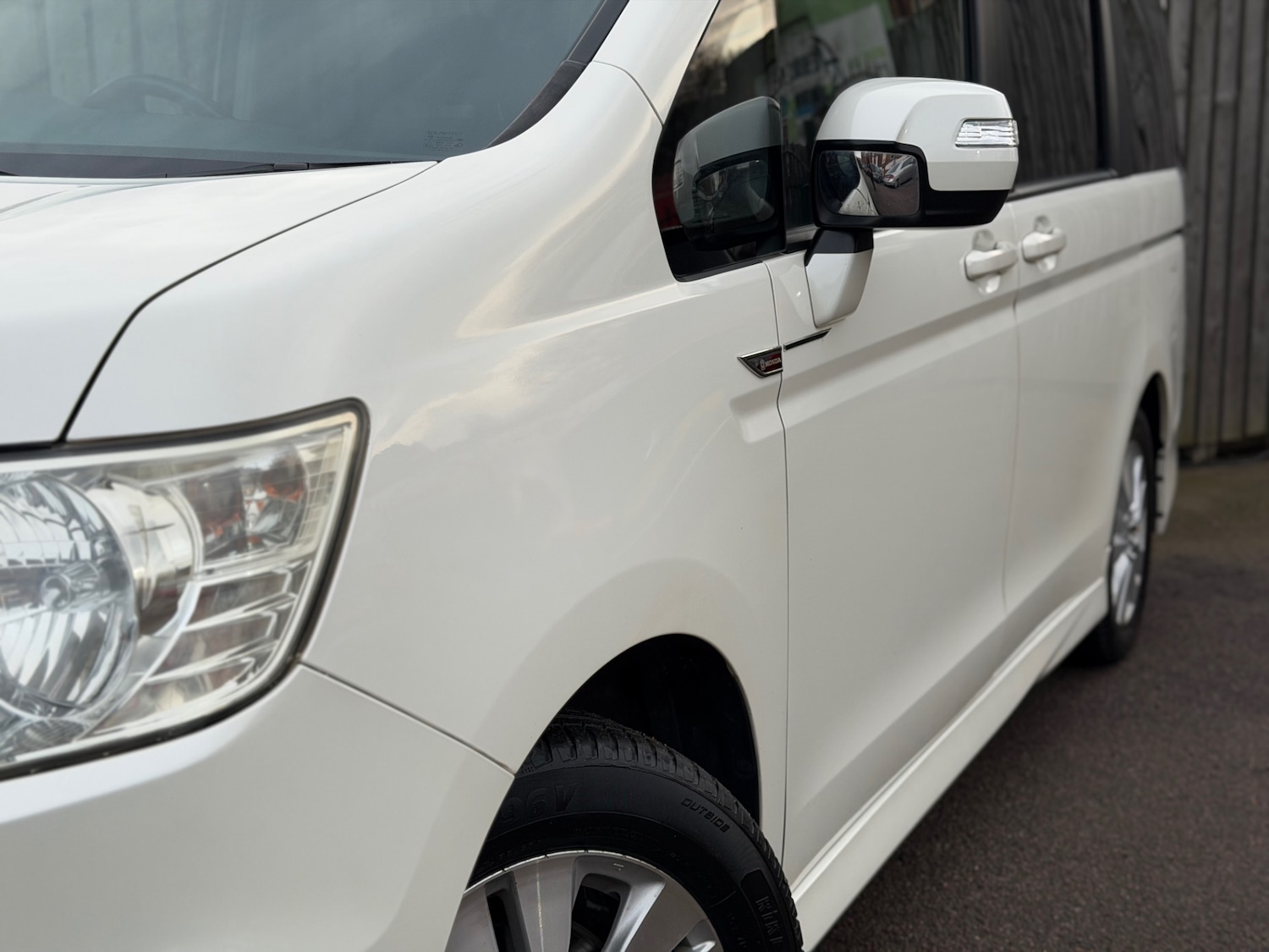 Used Honda Stepwagon 2011 for sale - 77201503: Photo 3