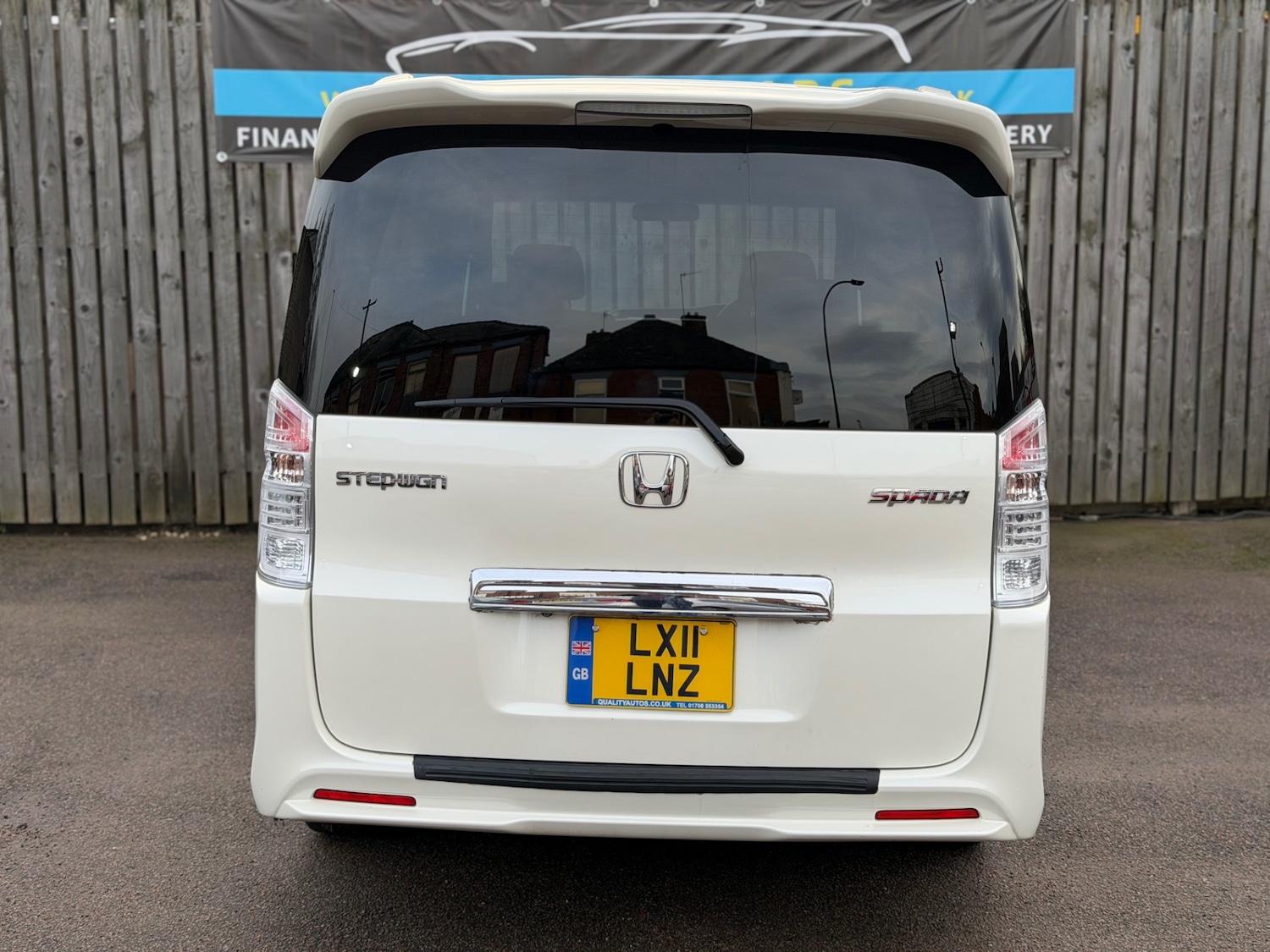 Used Honda Stepwagon 2011 for sale - 77201503: Photo 7