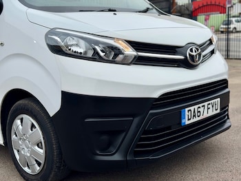 Used Toyota ProAce 2017 for sale - 78011006: Photo