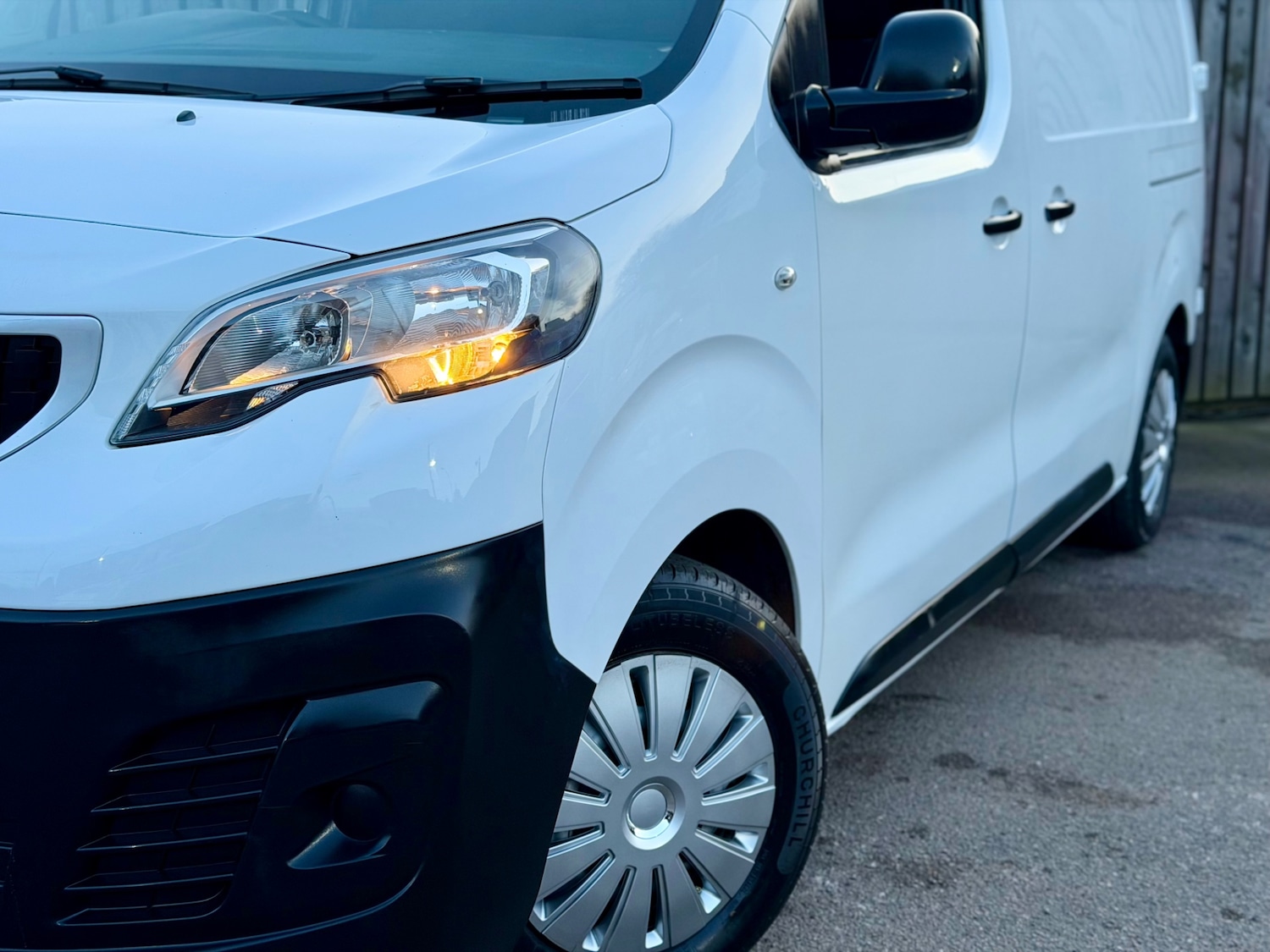 Used Peugeot Expert 2018 for sale - 77609661: Photo 3