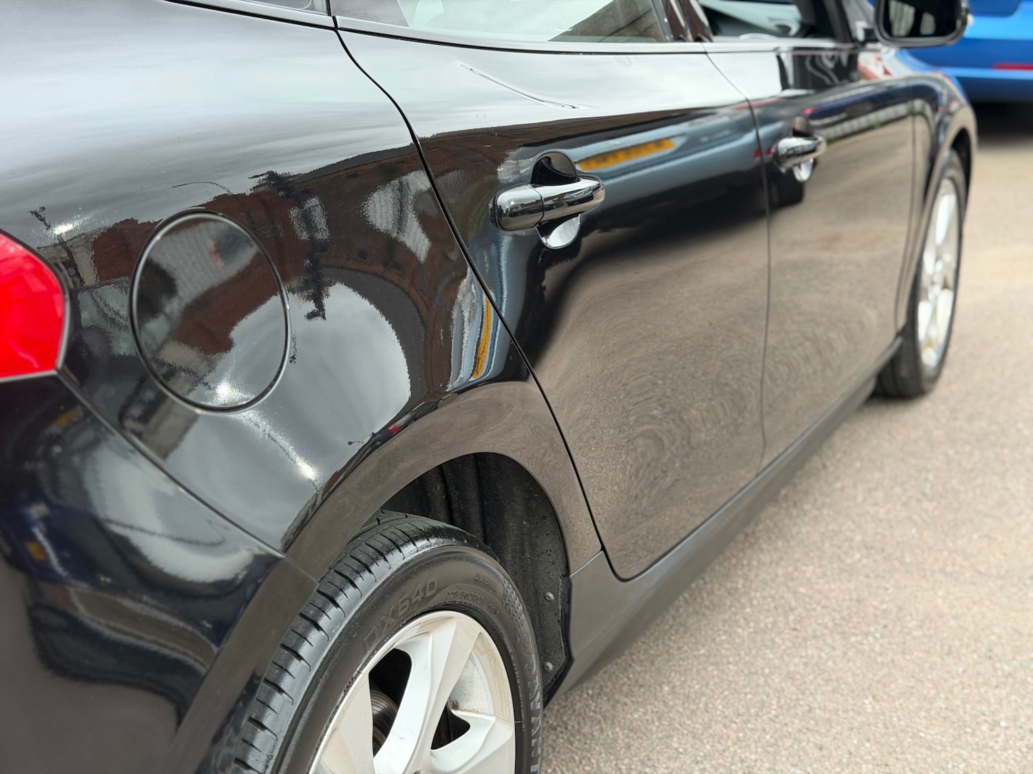 Used Volvo V40 2015 for sale - 76277442: Photo 11