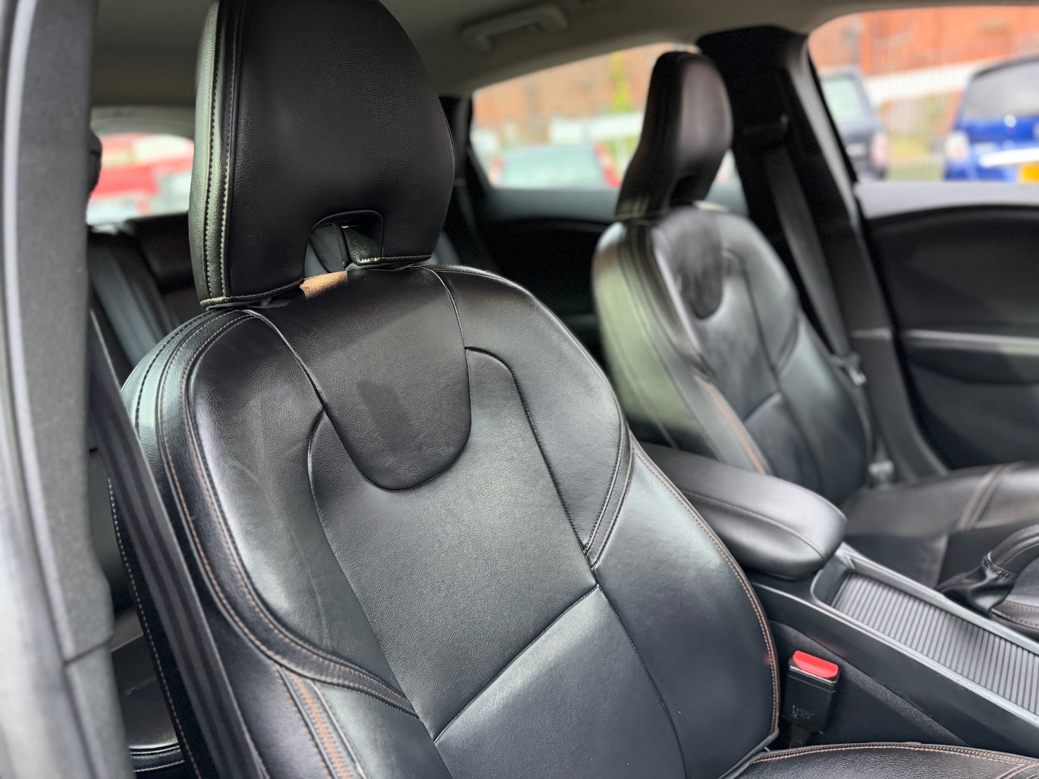 Used Volvo V40 2015 for sale - 76277442: Photo 17