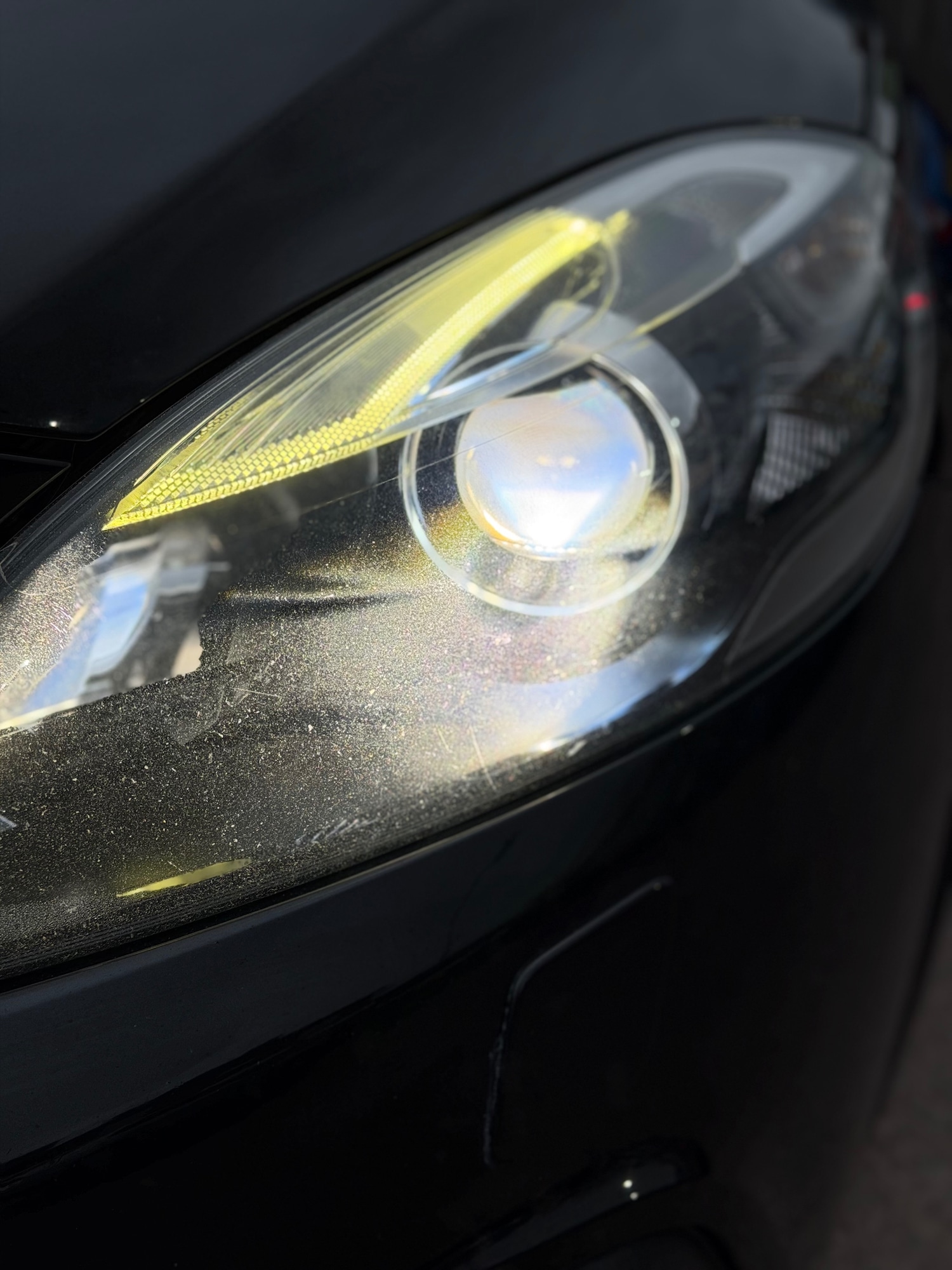 Used Volvo V40 2015 for sale - 76277442: Photo 4