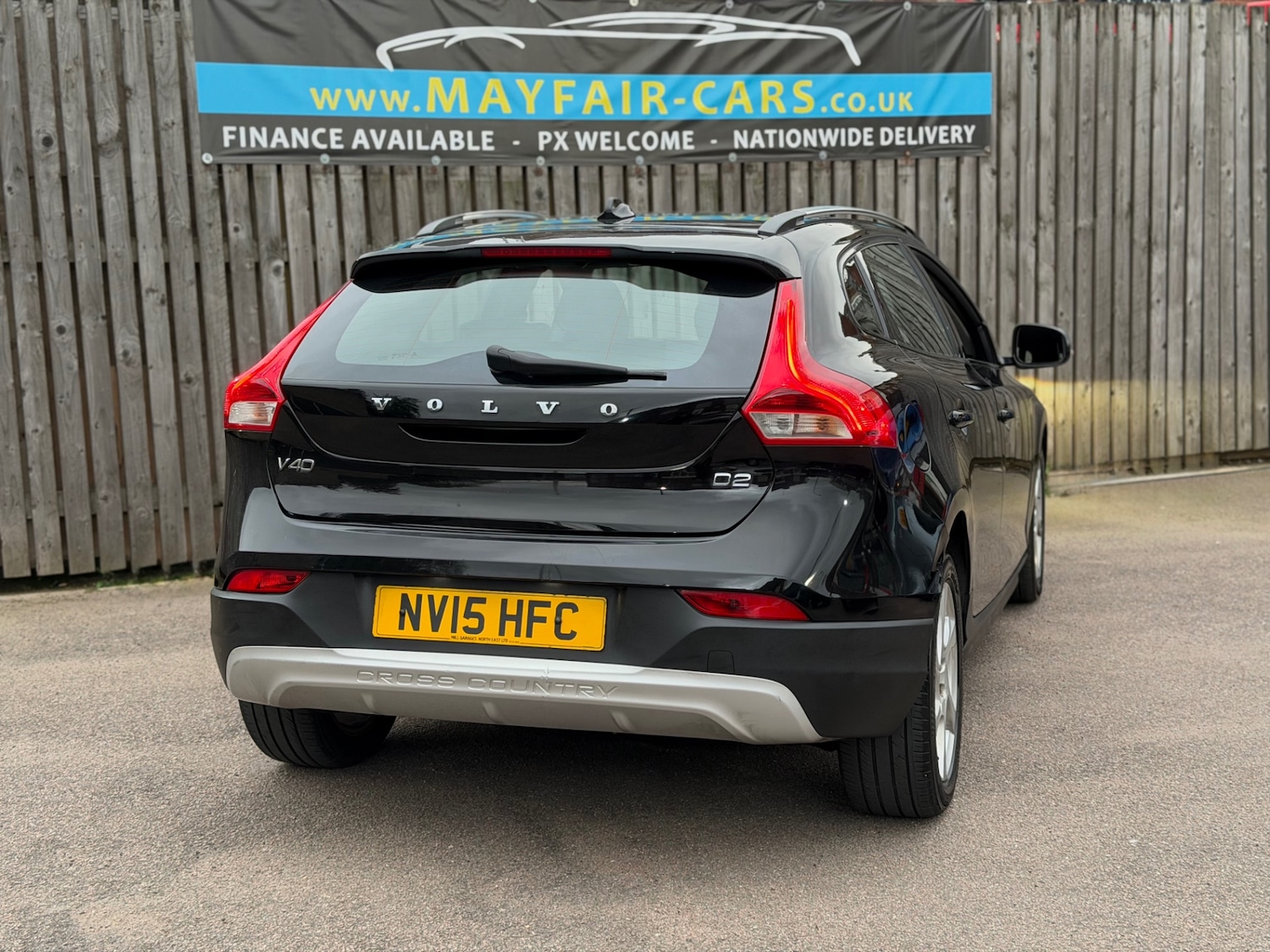 Used Volvo V40 2015 for sale - 76277442: Photo 9