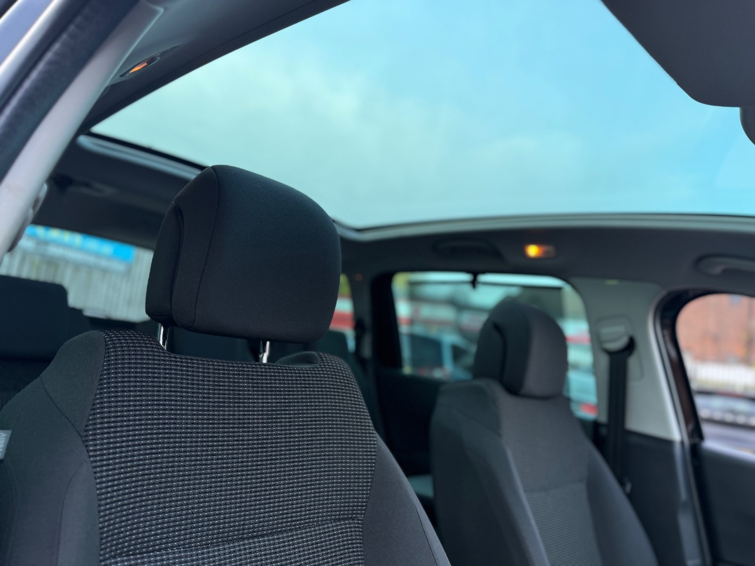 Used Peugeot 5008 2013 for sale - 76864280: Photo 16