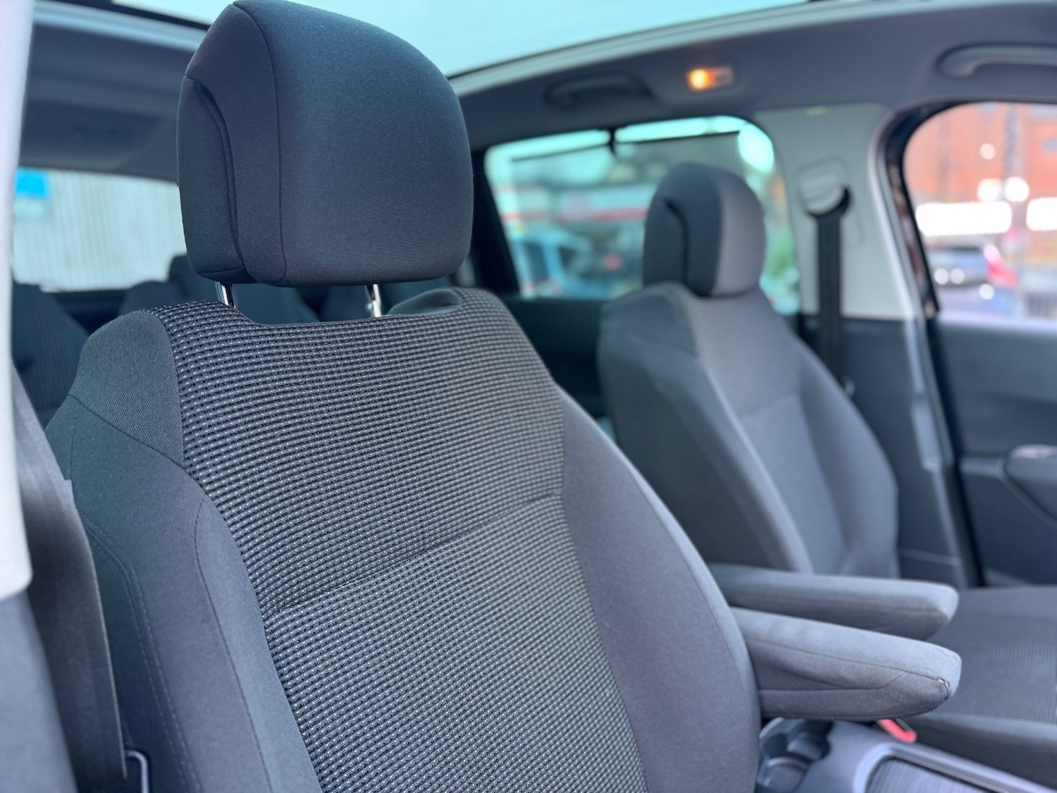 Used Peugeot 5008 2013 for sale - 76864280: Photo 17