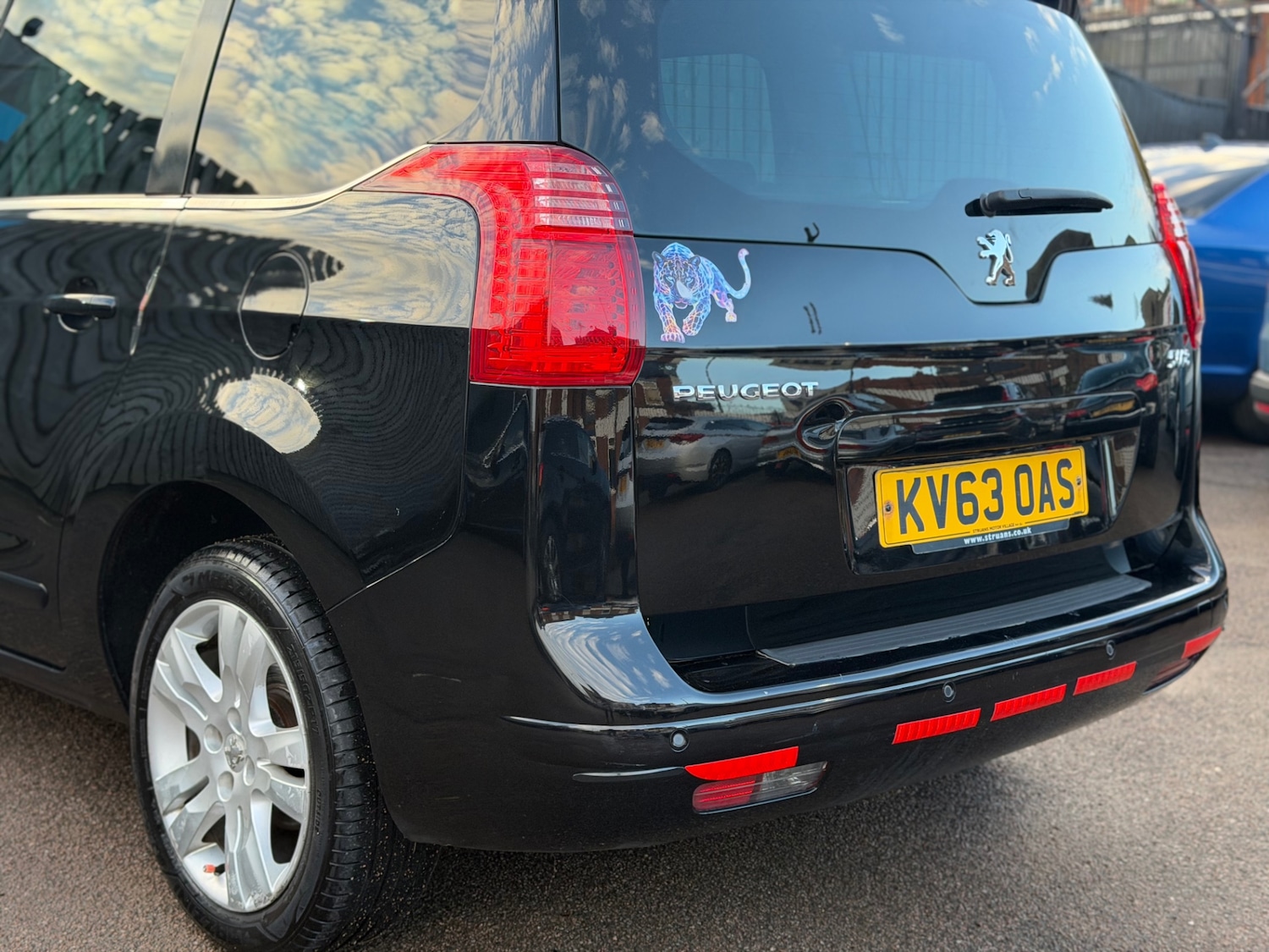 Used Peugeot 5008 2013 for sale - 76864280: Photo 7