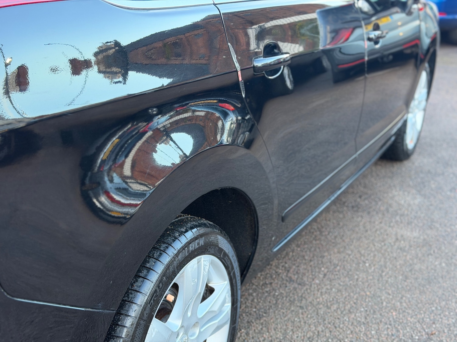 Used Peugeot 5008 2013 for sale - 76864280: Photo 9