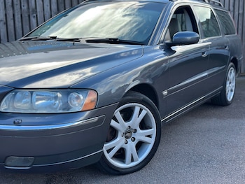 Used Volvo V70 2006 for sale - 76280423: Photo