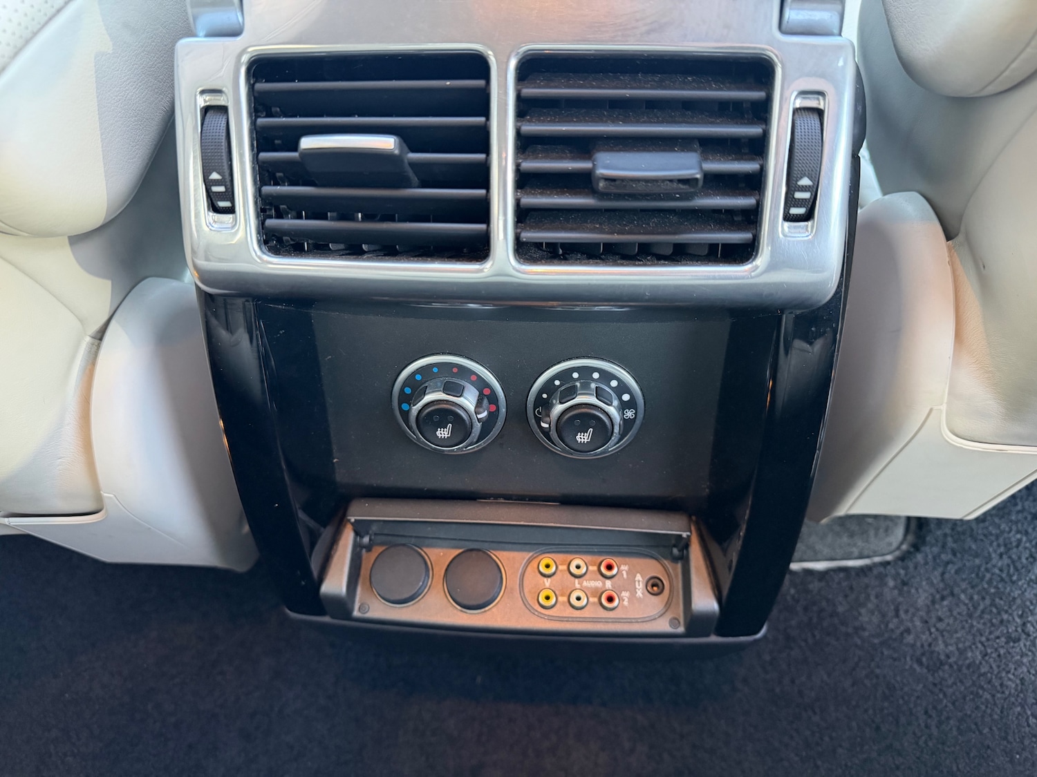 Used Land Rover Range Rover 2010 for sale - 78183194: Photo 33