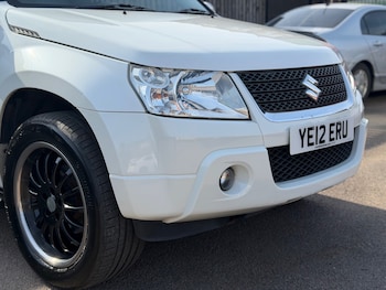 Used Suzuki Grand Vitara 2012 for sale - 77977310: Photo