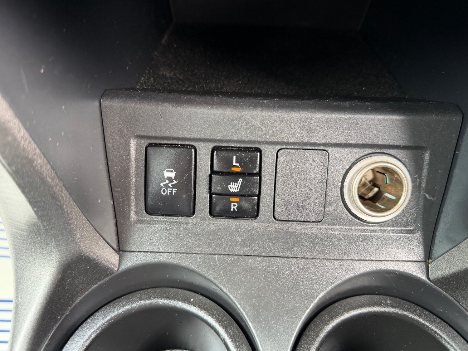 Used Toyota RAV4 2011 for sale - 78099059: Photo 23