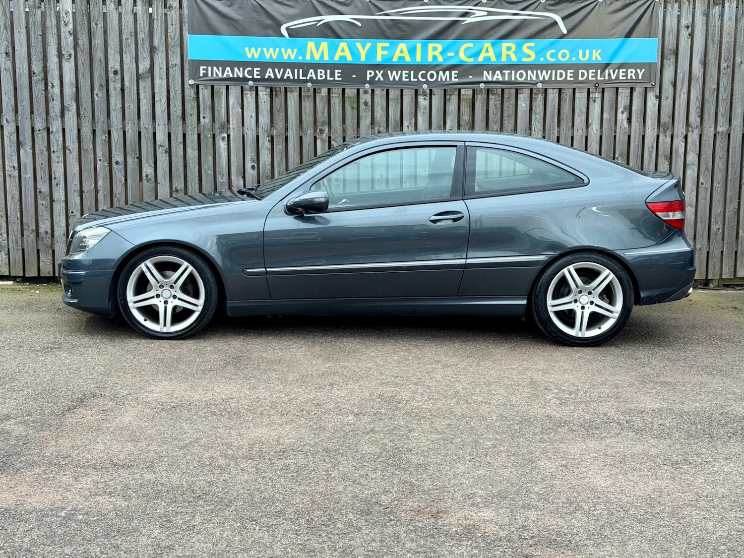 Used Mercedes-Benz CLC Class 2010 for sale - 76527302: Photo 12