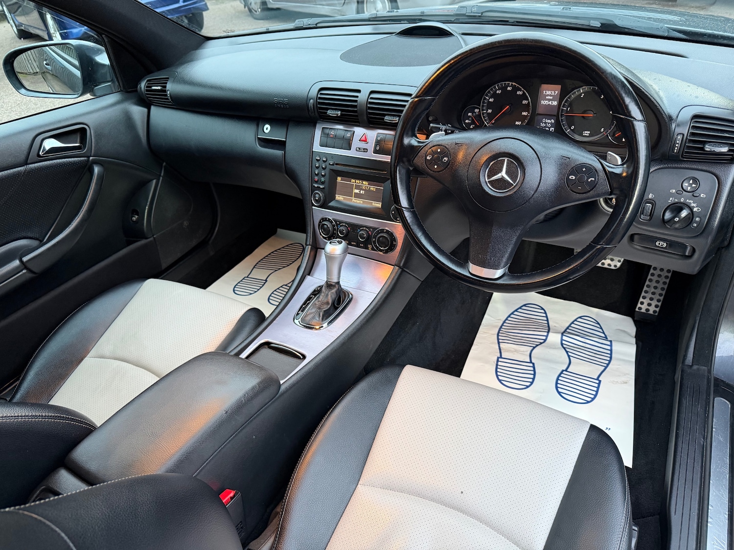 Used Mercedes-Benz CLC Class 2010 for sale - 76527302: Photo 14