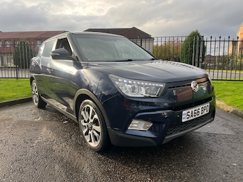 Used Ssangyong Tivoli 2016 for sale - 76492321: Photo