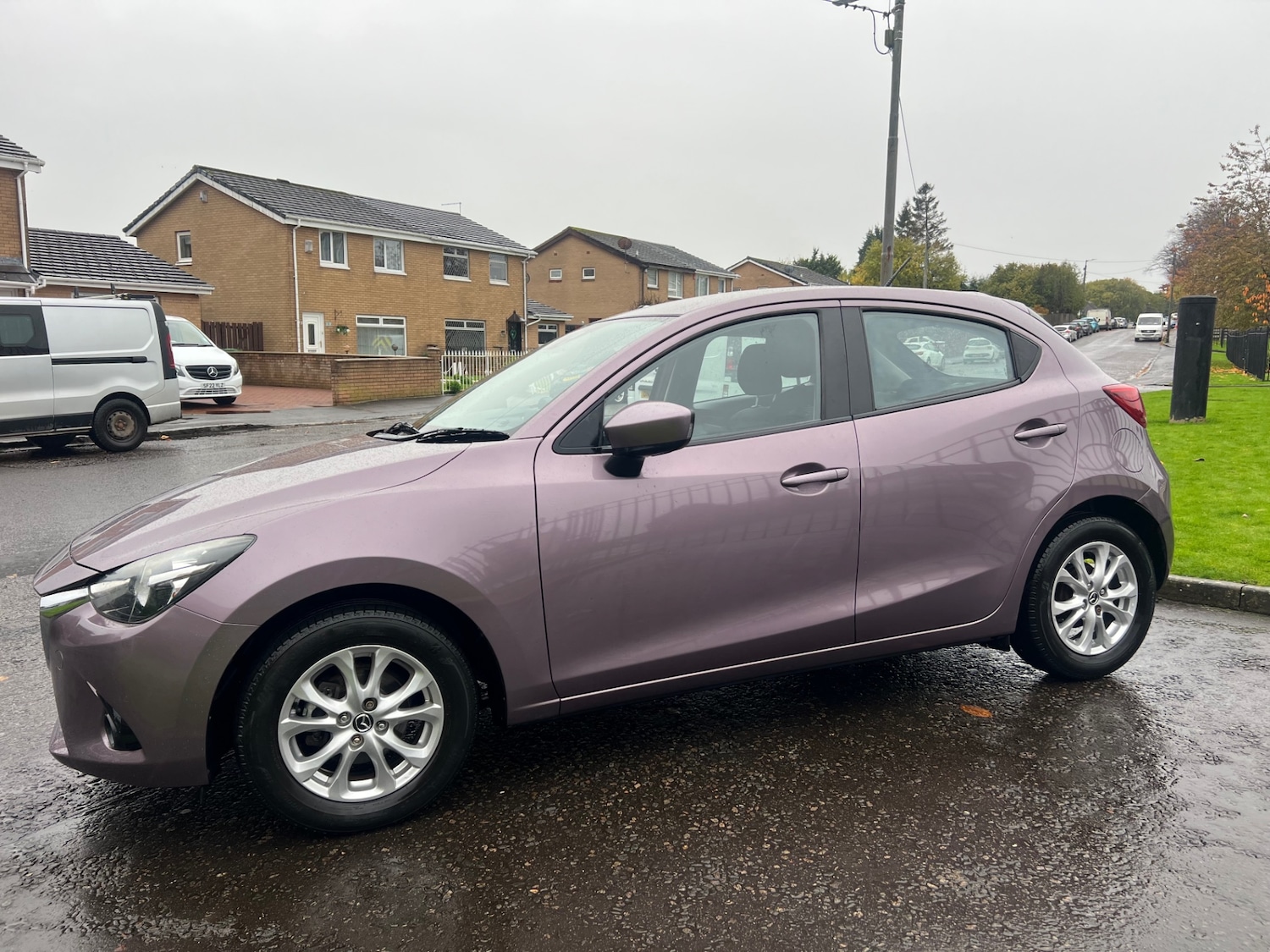 Used Mazda Mazda2 2016 for sale - 76455652: Photo 4