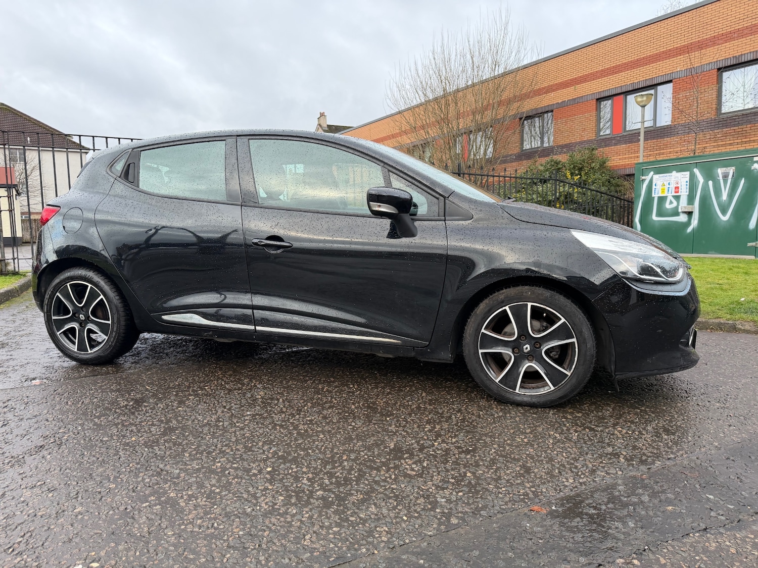 Used Renault Clio 2016 for sale - 77167734: Photo 9