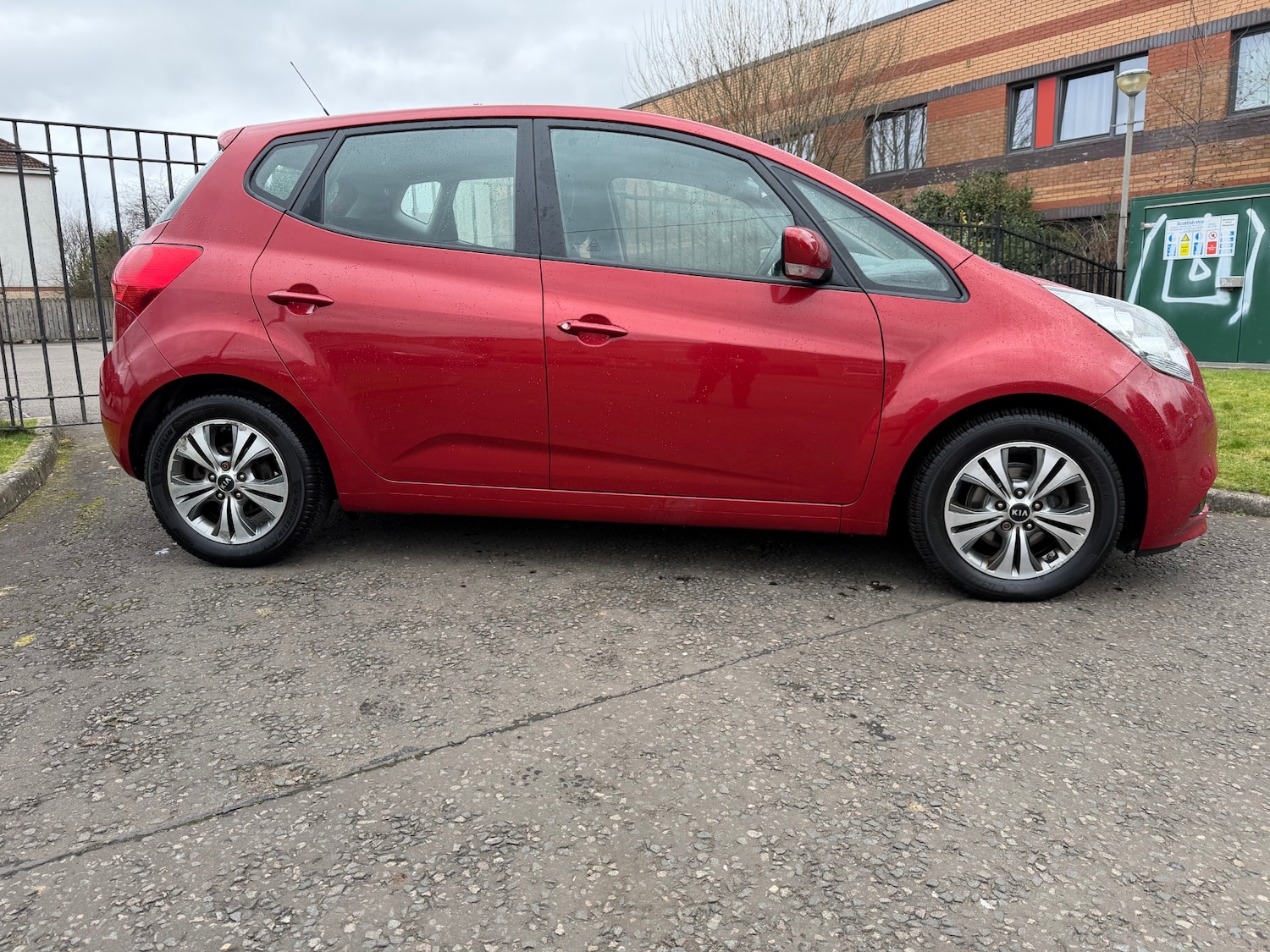 Used Kia Venga 2015 for sale - 77474887: Photo 9
