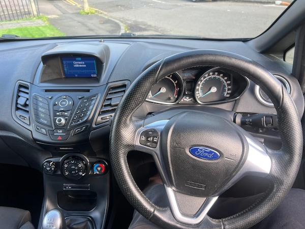 Used Ford Fiesta 2016 for sale - 76182259: Photo 12