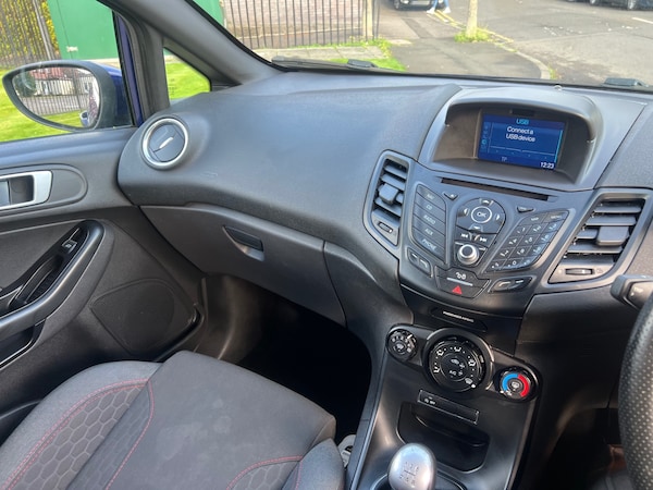 Used Ford Fiesta 2016 for sale - 76182259: Photo 13
